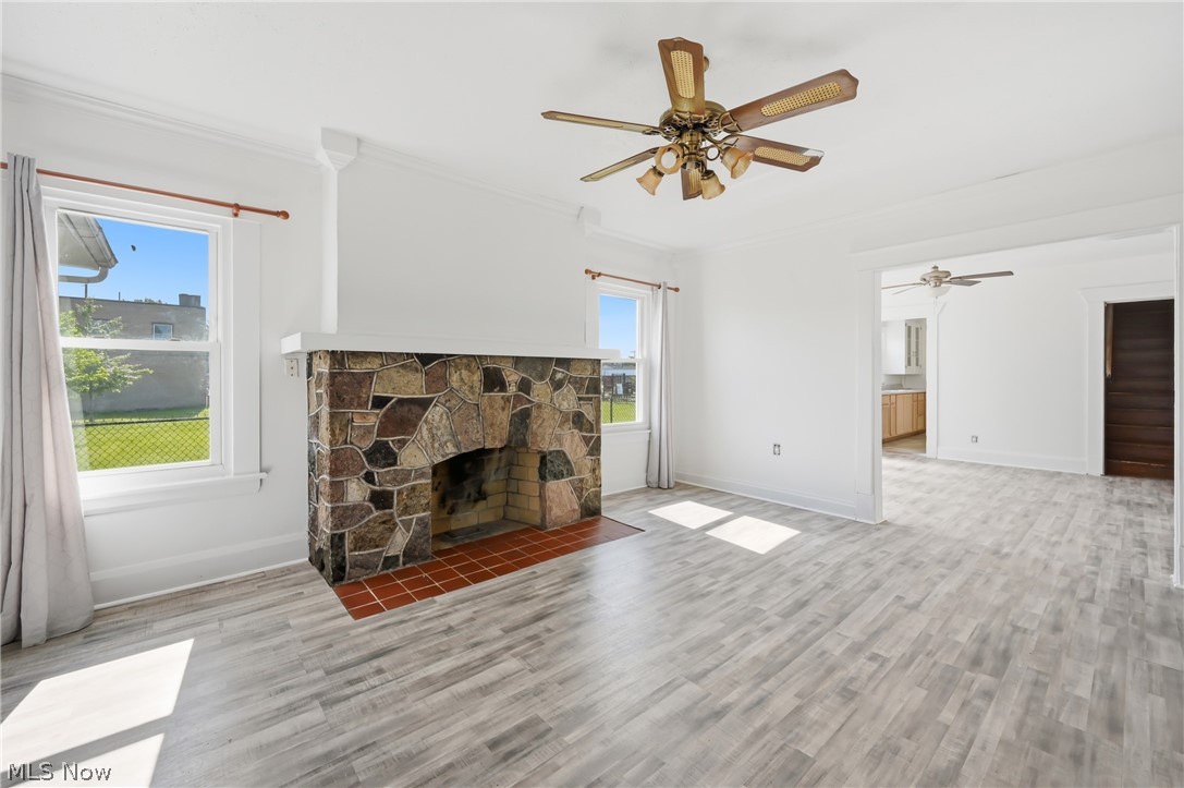 727 W Laclede Avenue