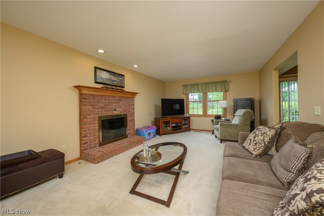 3176 Carie Hill Circle NW