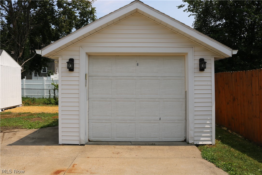 2475 8th Street