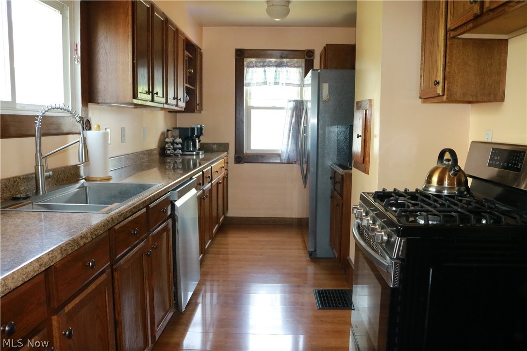 2475 8th Street