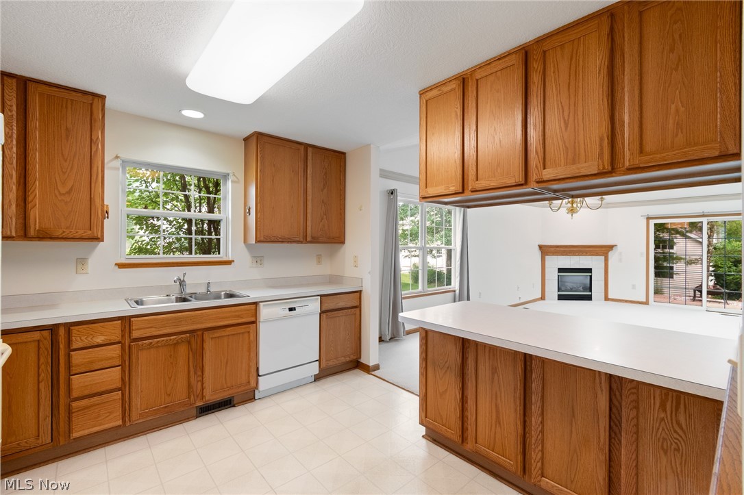 2823 Stratford Circle