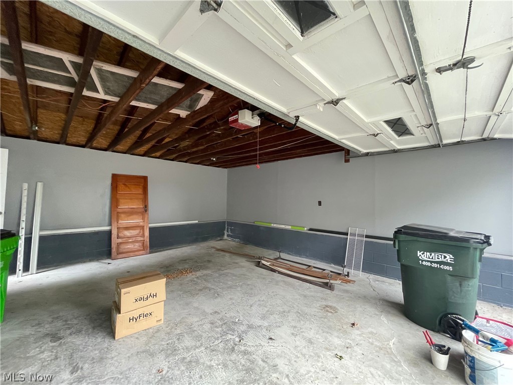 810 Highland Boulevard