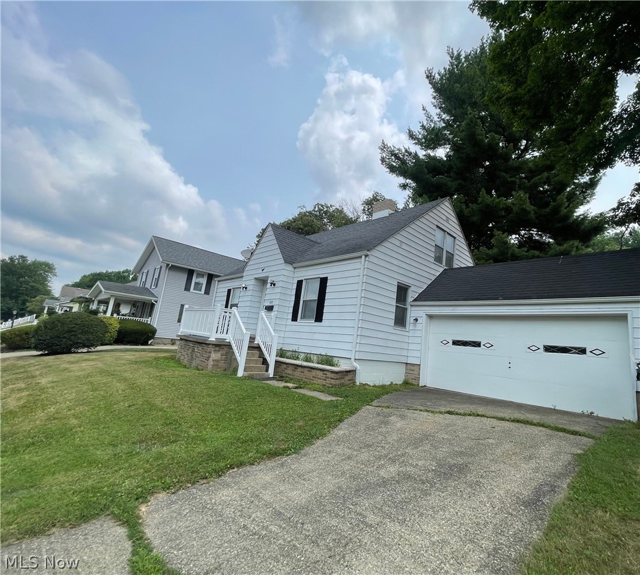 810 Highland Boulevard
