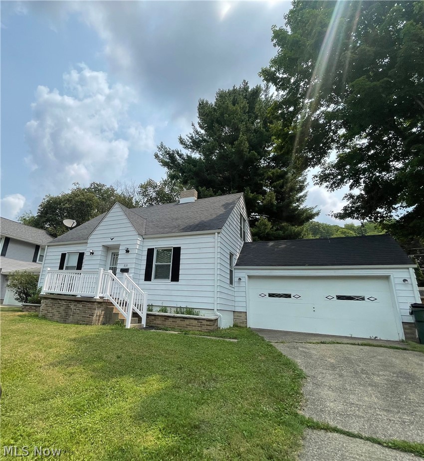 810 Highland Boulevard