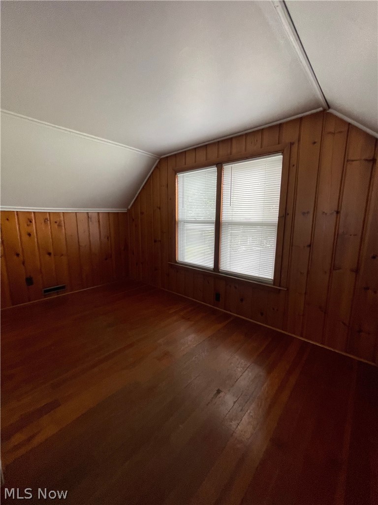 810 Highland Boulevard