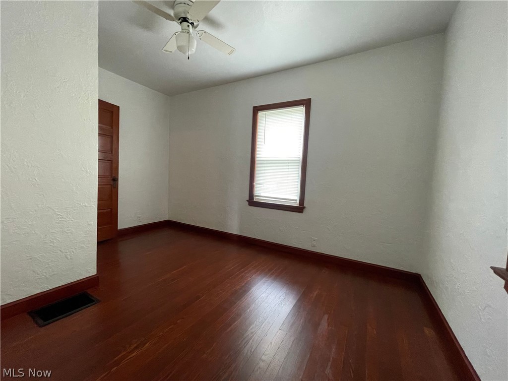 810 Highland Boulevard