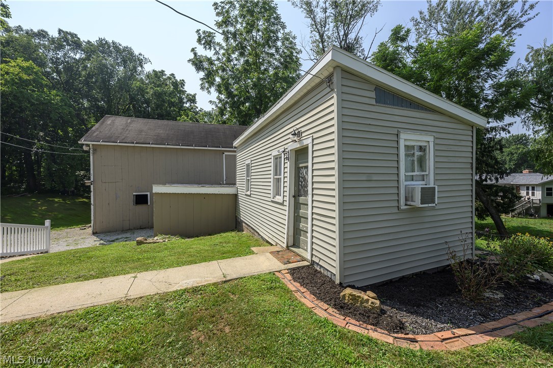 455 River Road