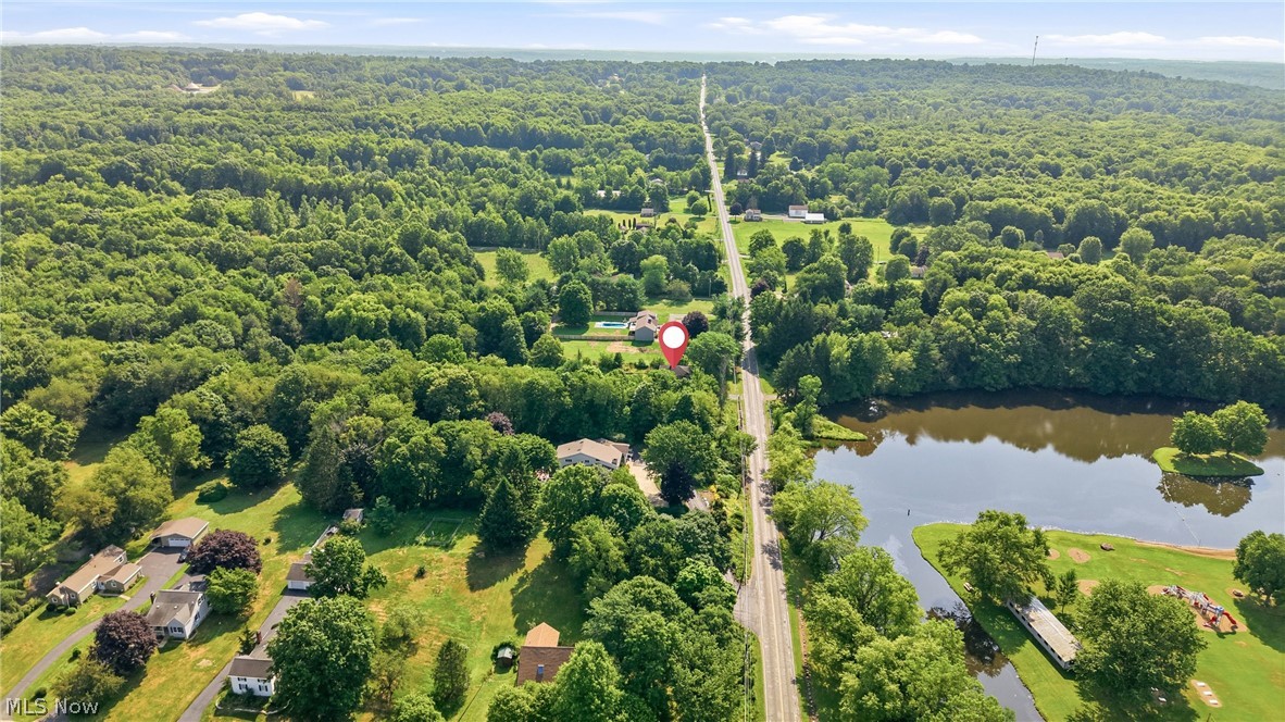6585 Chestnut Ridge Road