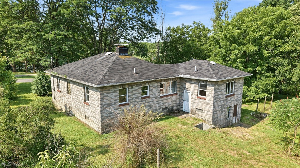 6585 Chestnut Ridge Road