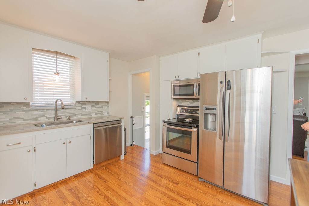 2322 Larchmont Drive