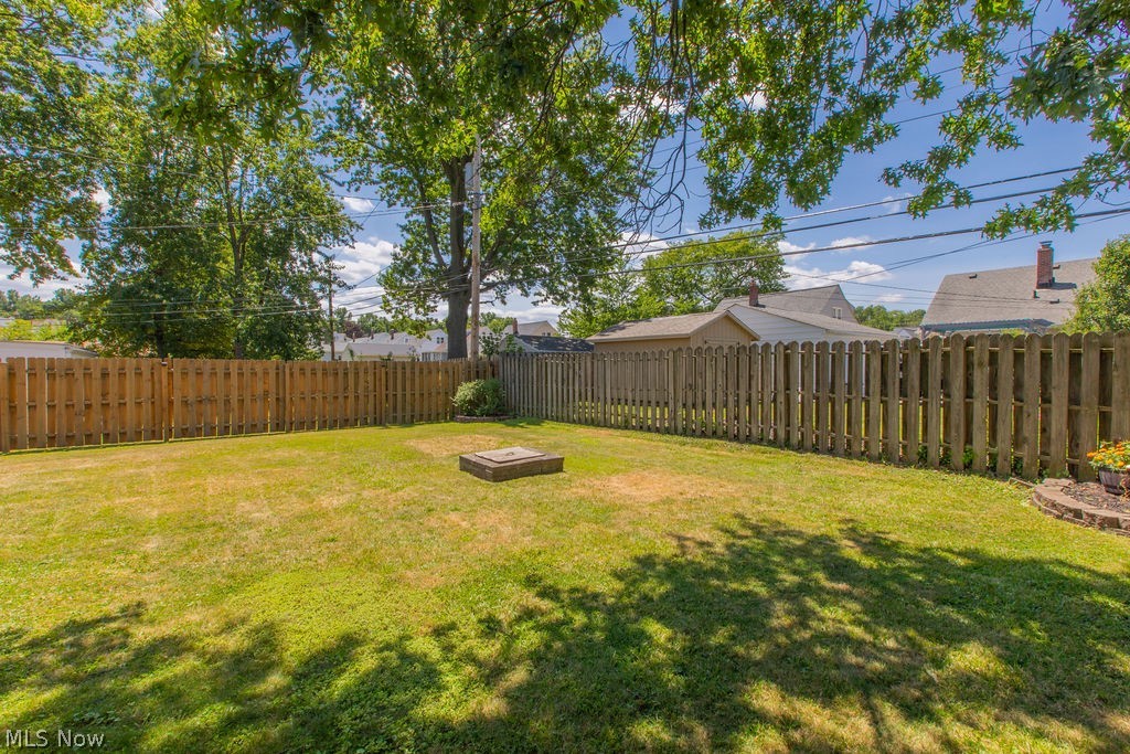 2322 Larchmont Drive