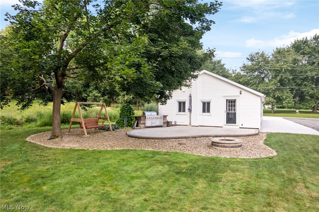 2607 Berry Road