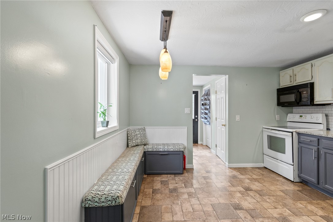 2607 Berry Road