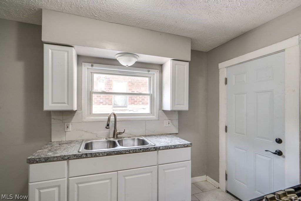 233 Sobul Avenue