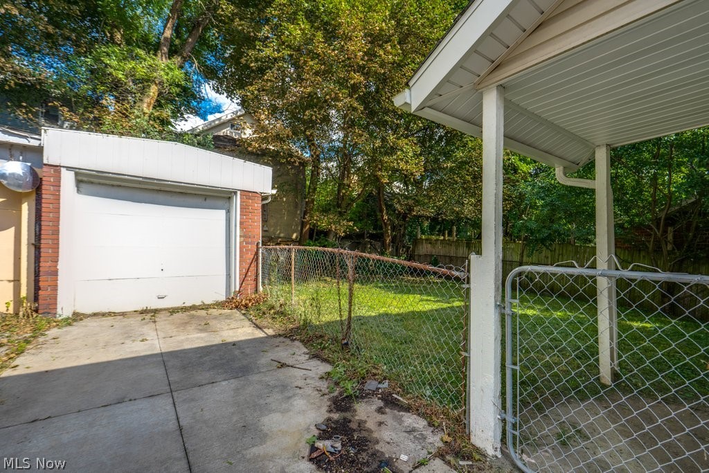 233 Sobul Avenue