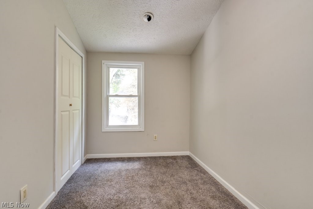 233 Sobul Avenue