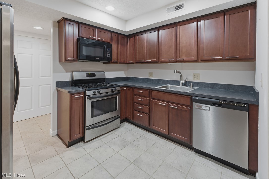 1105 Canyon View Road