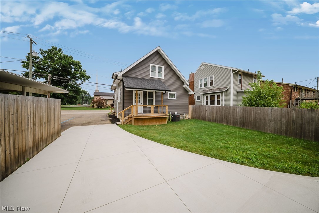 1217 Hankins Road NE