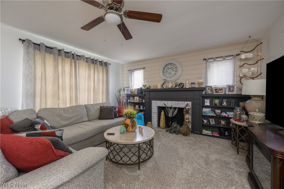 2380 Perry Drive SW