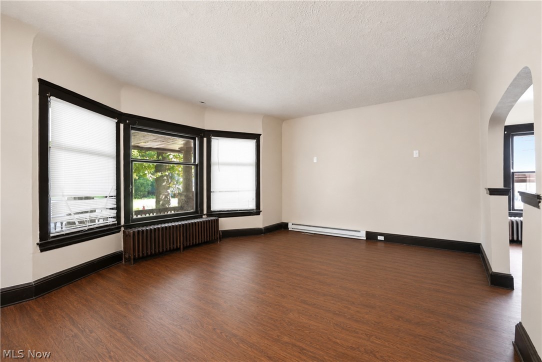 2200 E 81st Street