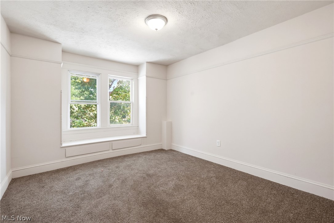 2200 E 81st Street