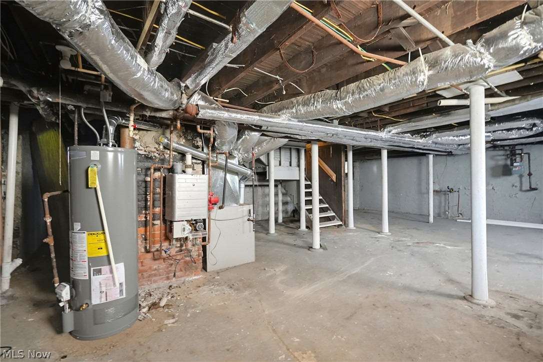 2200 E 81st Street