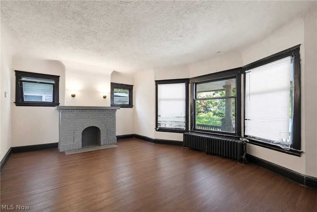 2200 E 81st Street