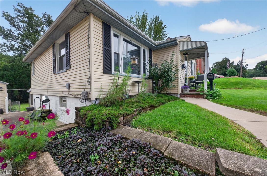 757 Saint Clair Avenue