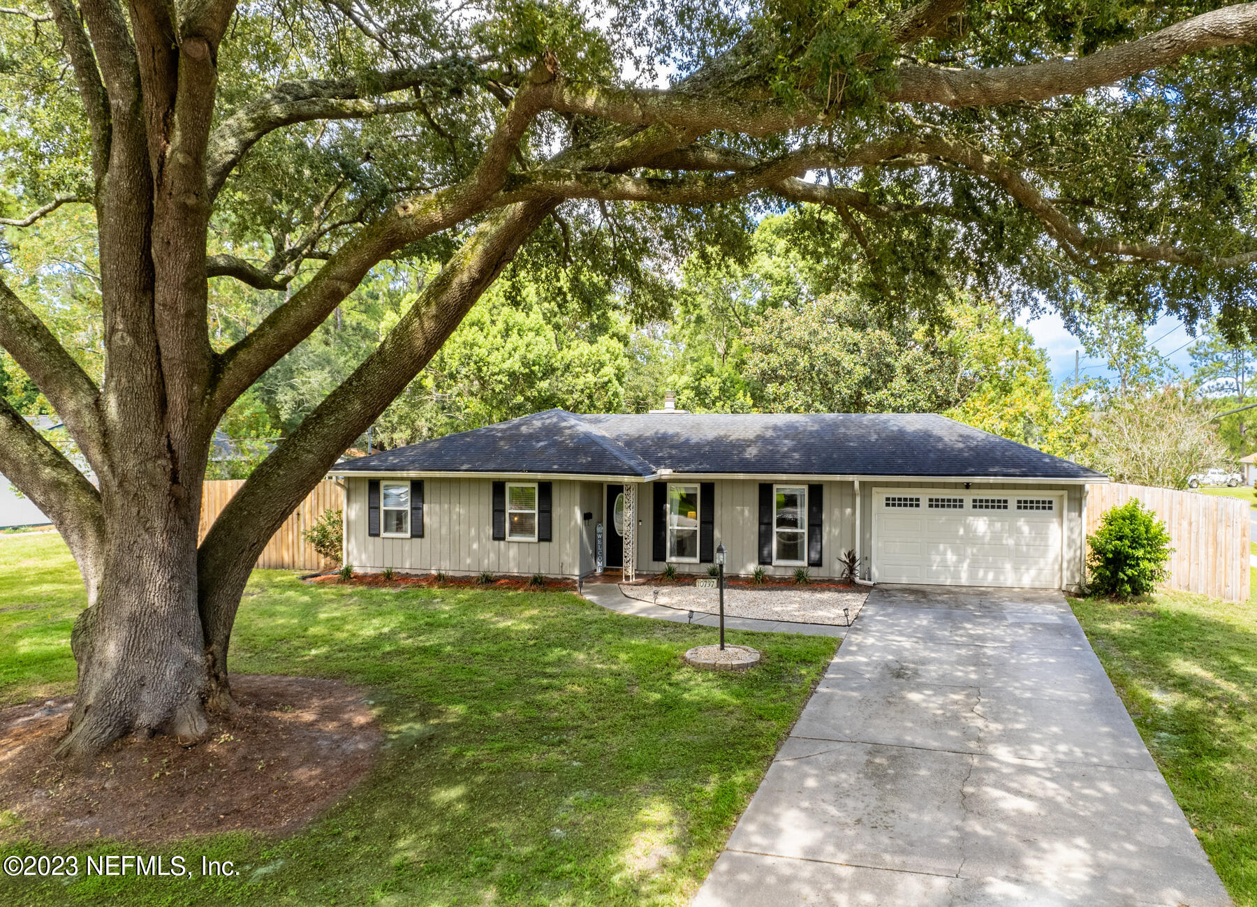 10737 CLYDESDALE Drive E