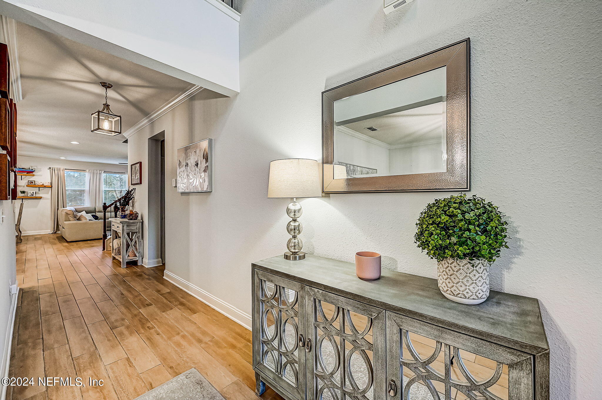 676 SHETLAND Drive