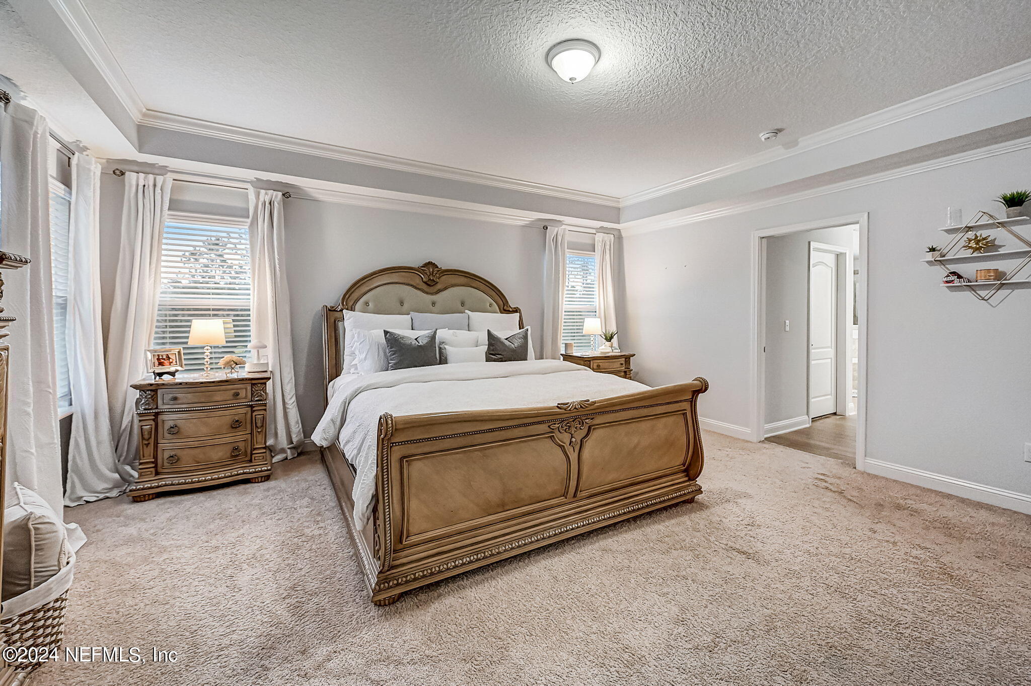 676 SHETLAND Drive