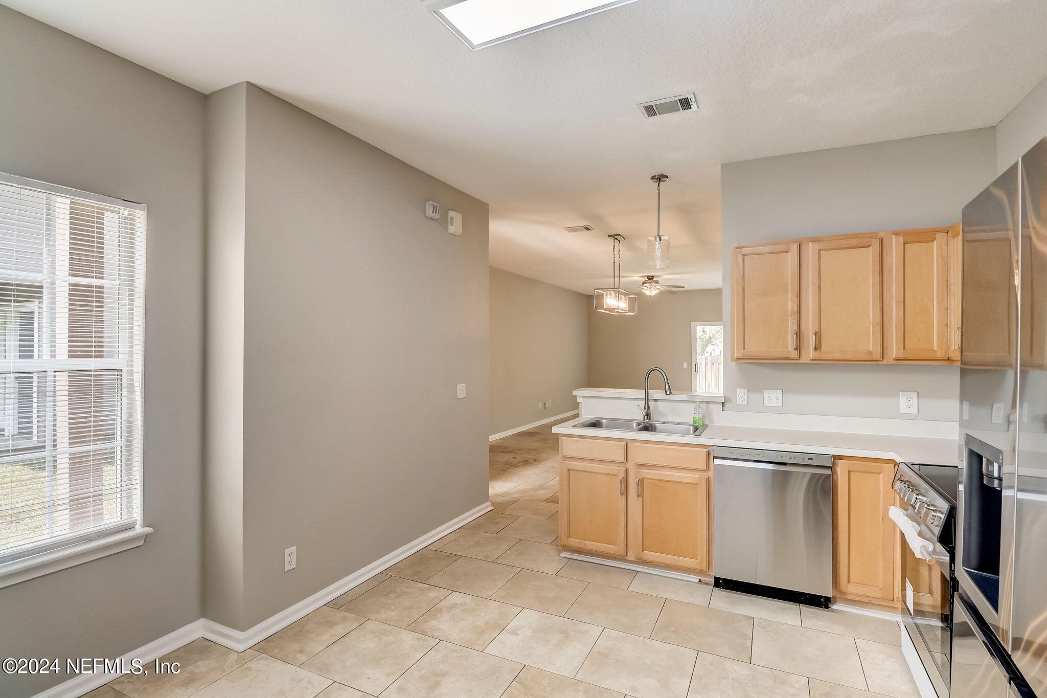 553 SCRUB JAY Drive