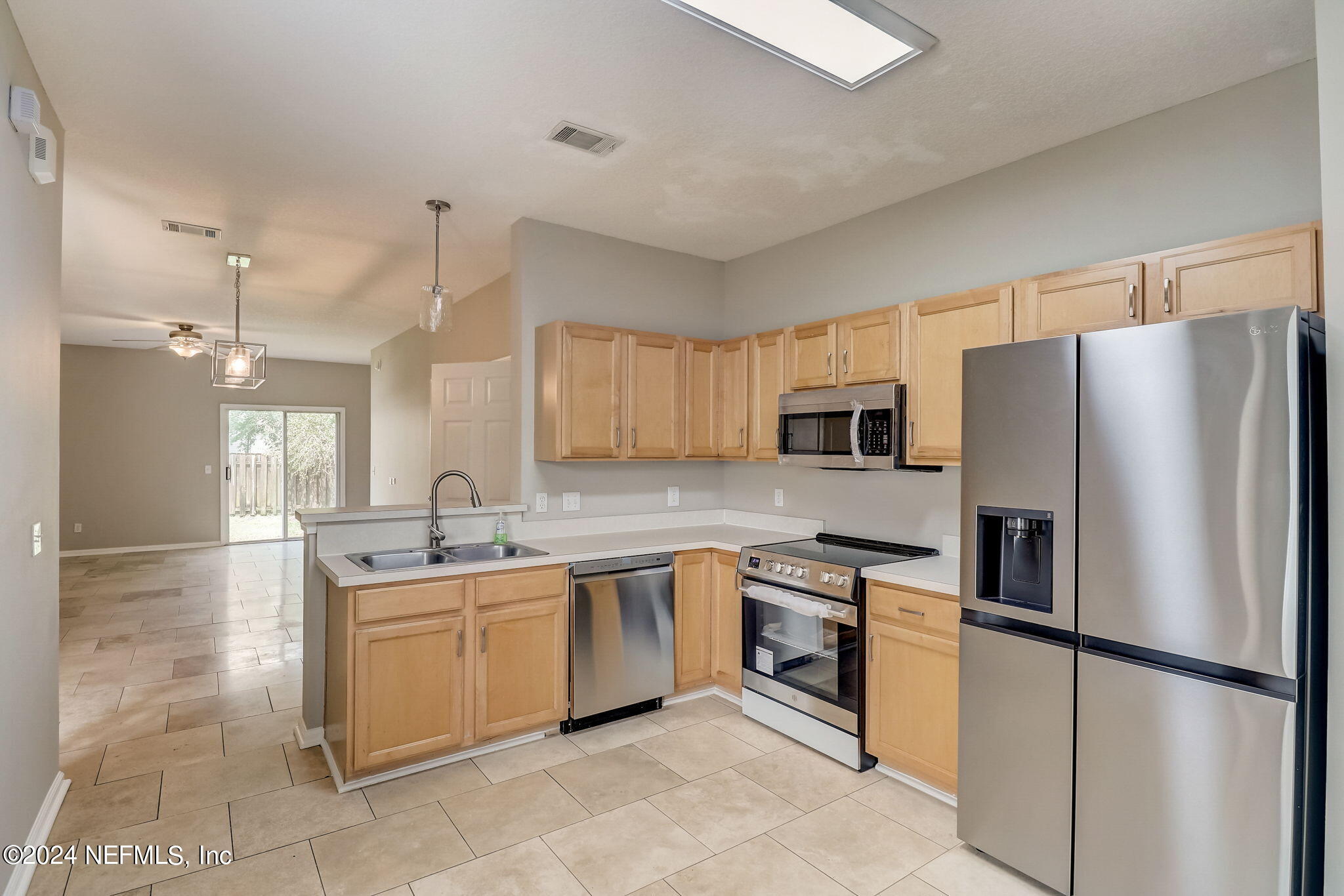 553 SCRUB JAY Drive