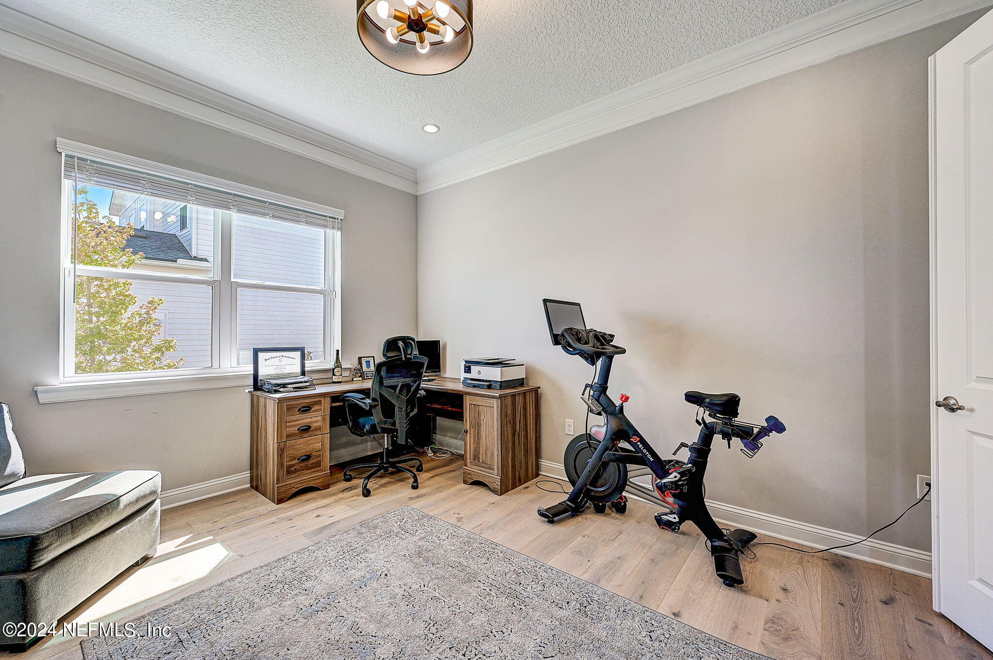 137 TRADESMAN Lane