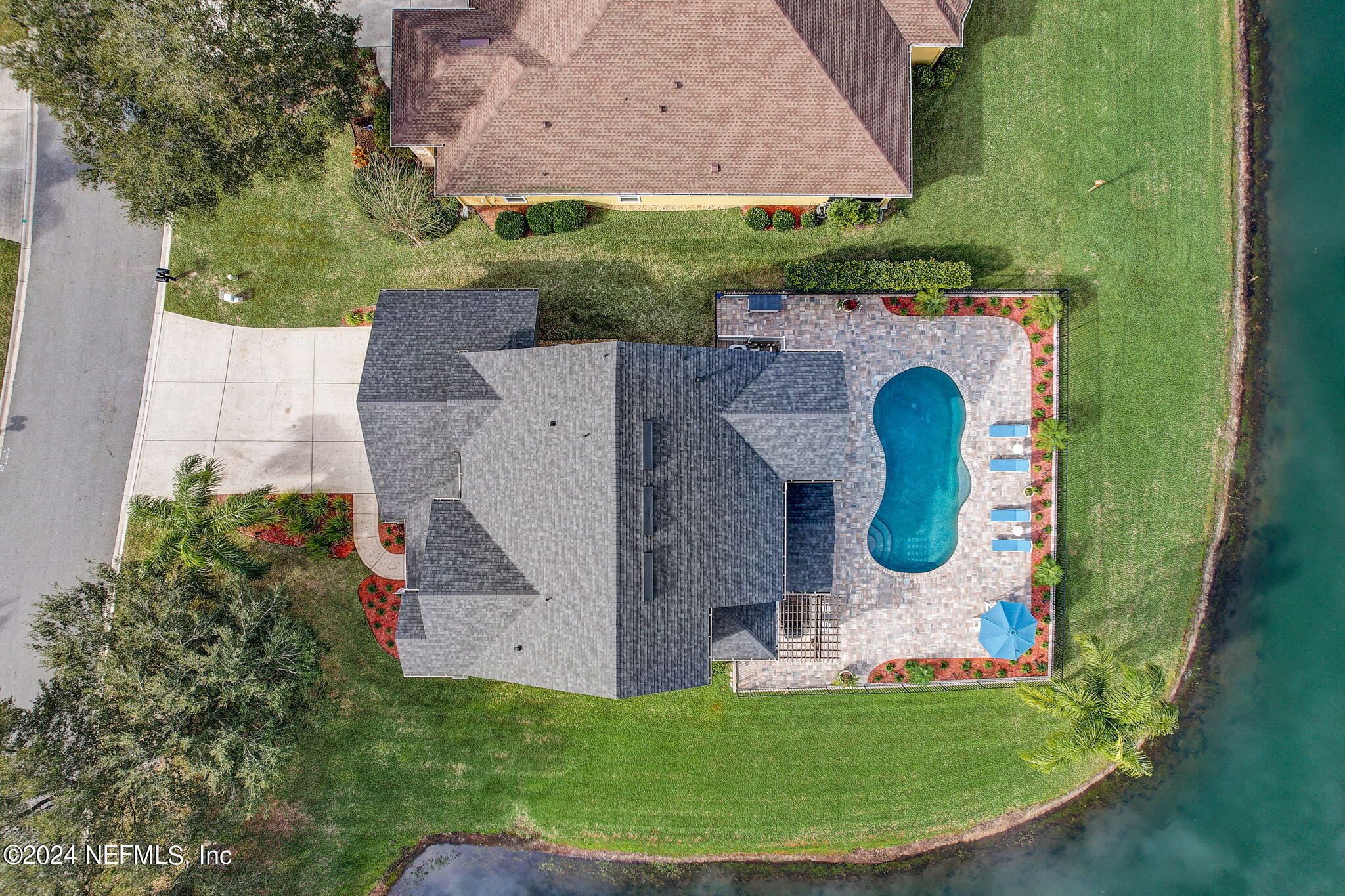206 N SAXXON Road