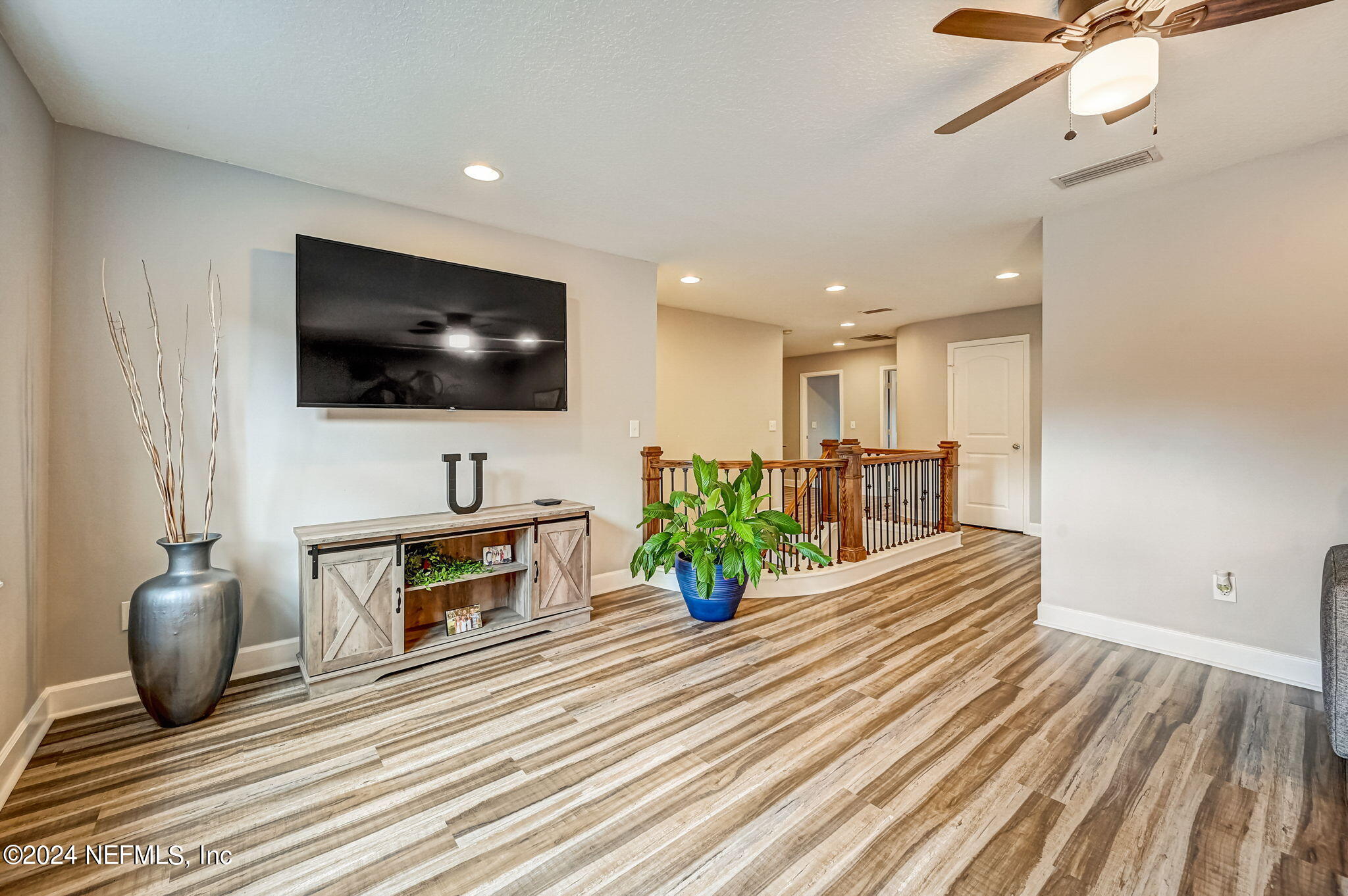 206 N SAXXON Road