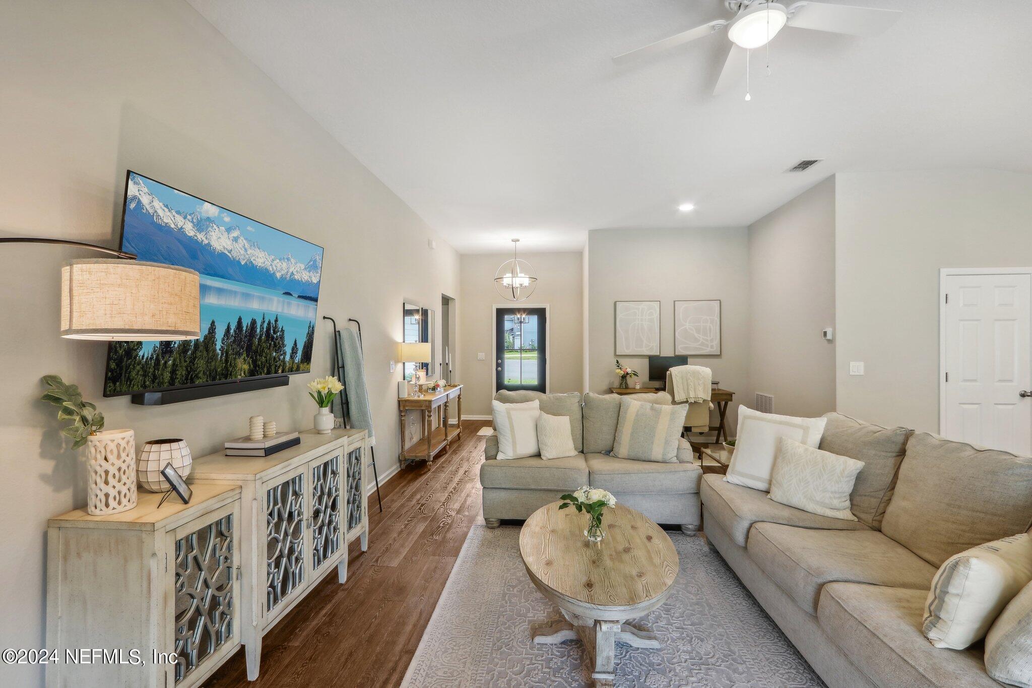 152 BIRDFIELD Court