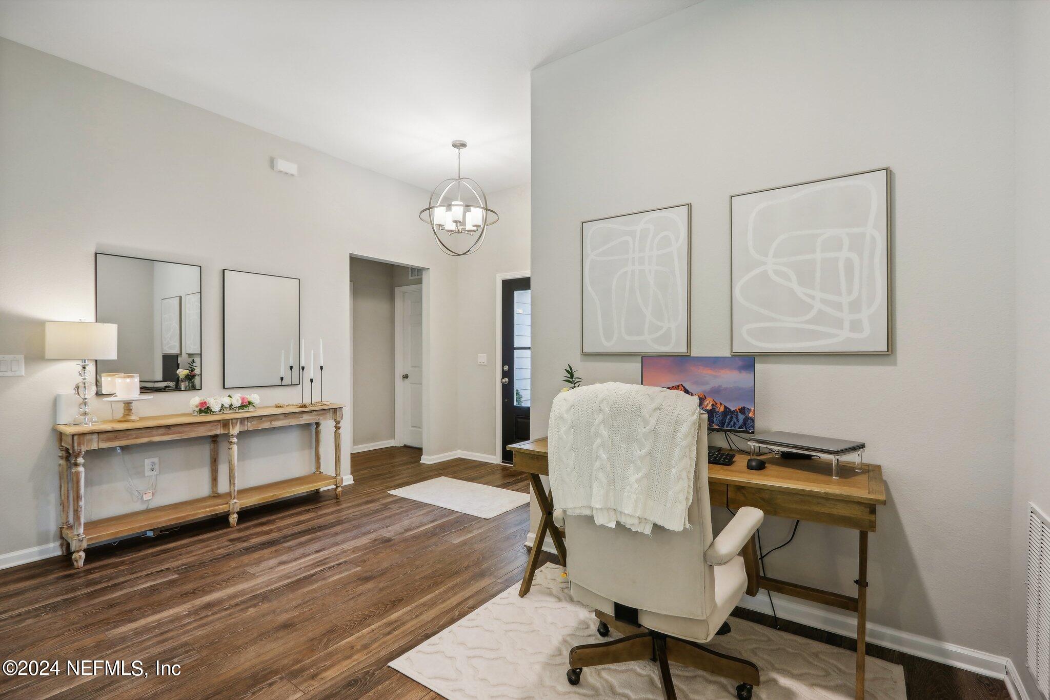 152 BIRDFIELD Court