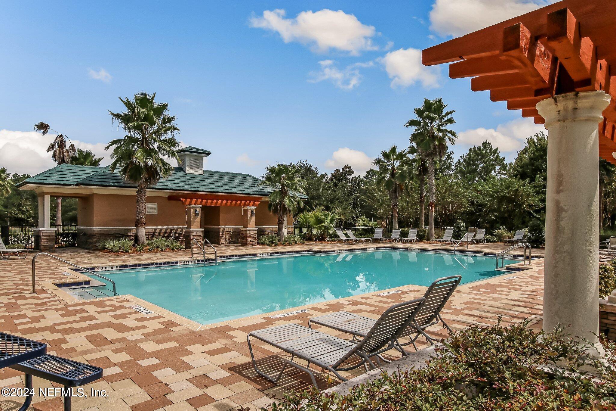 283 STONEWELL Drive