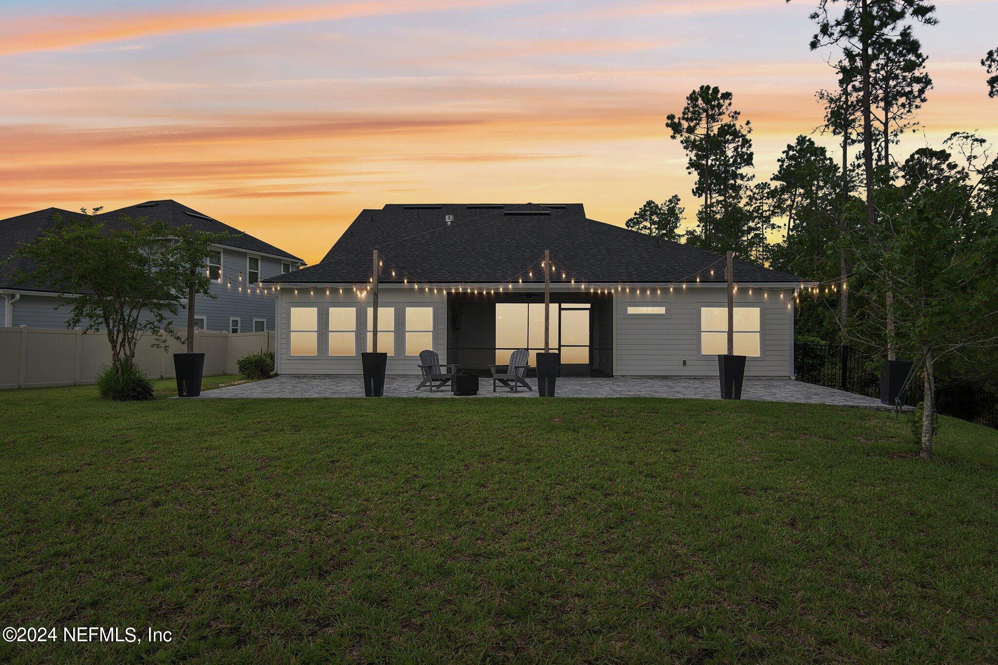 106 LUCERNE Court