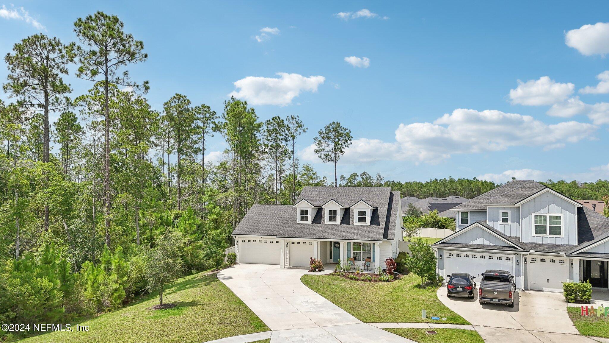 106 LUCERNE Court