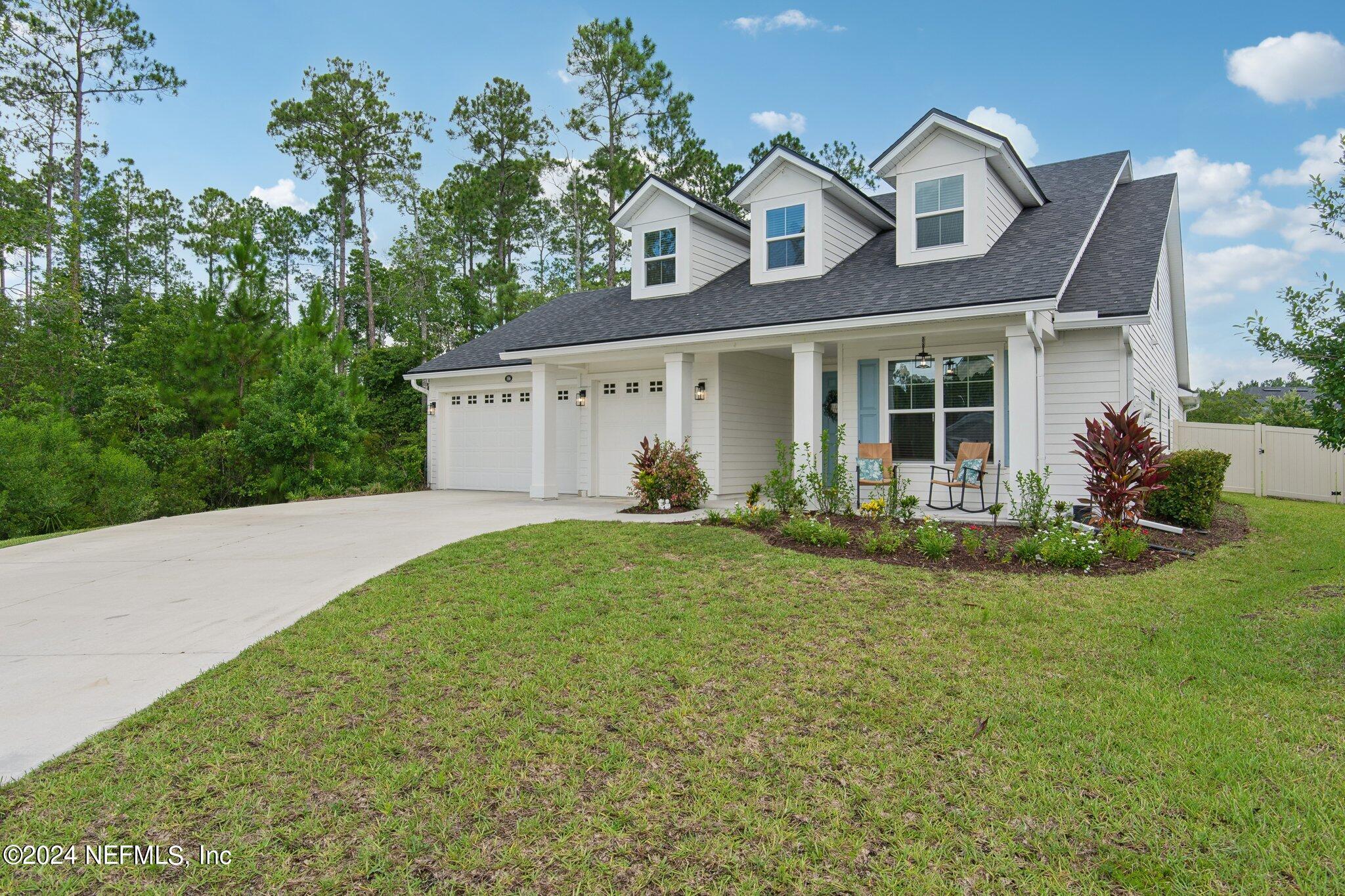 106 LUCERNE Court