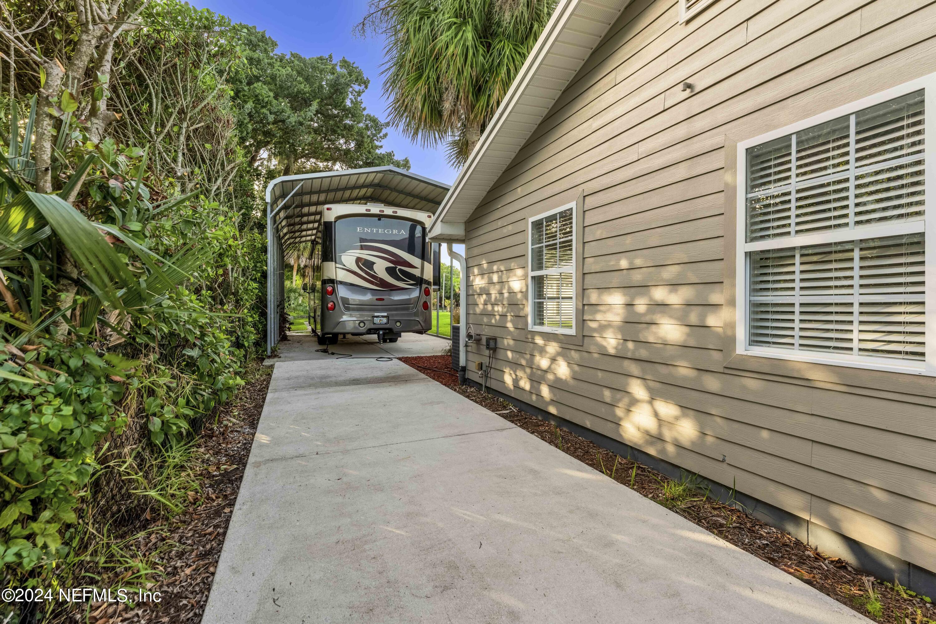 9120 HECKSCHER Drive