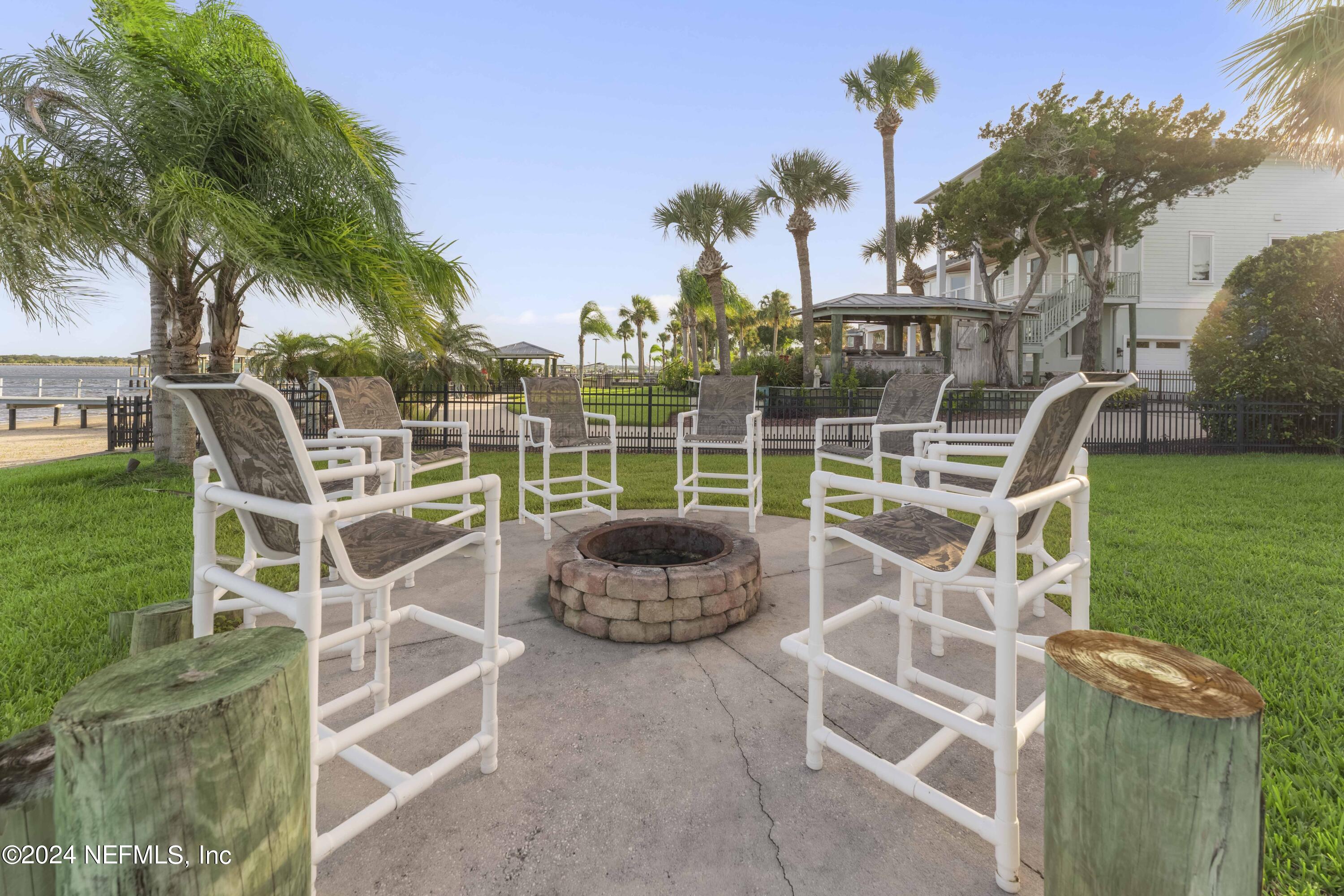 9120 HECKSCHER Drive