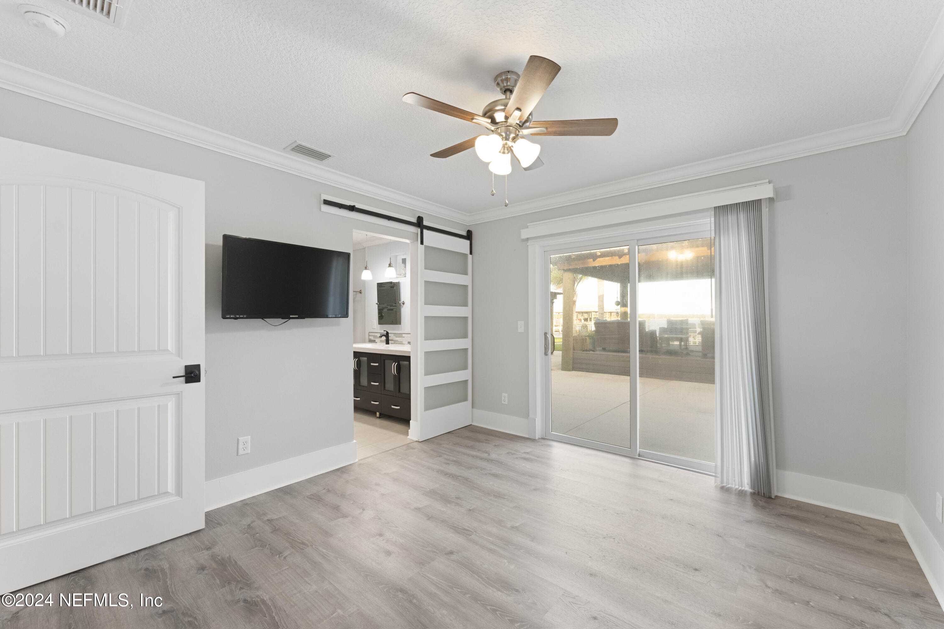 9120 HECKSCHER Drive