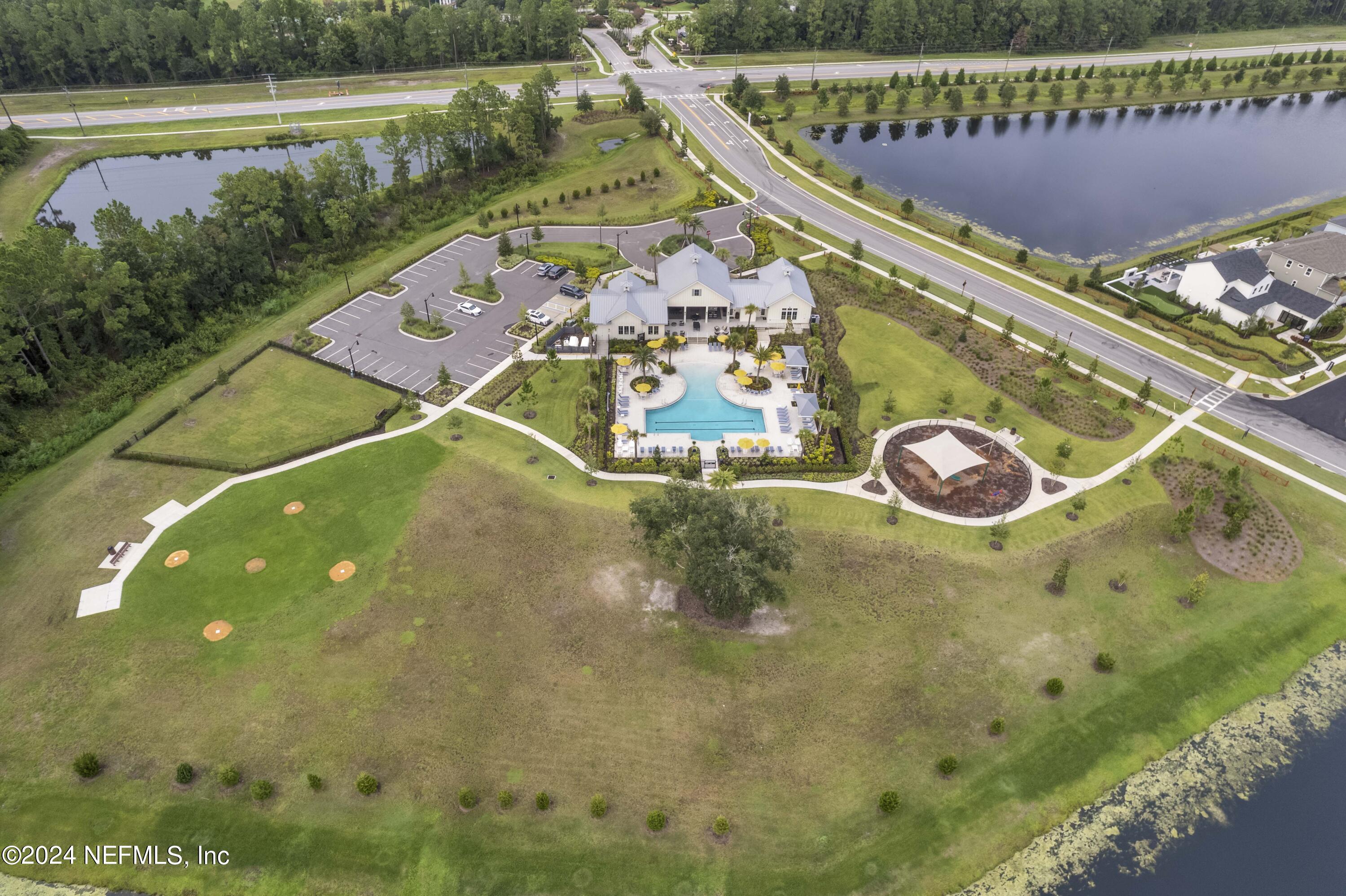 194 HILLENDALE Circle