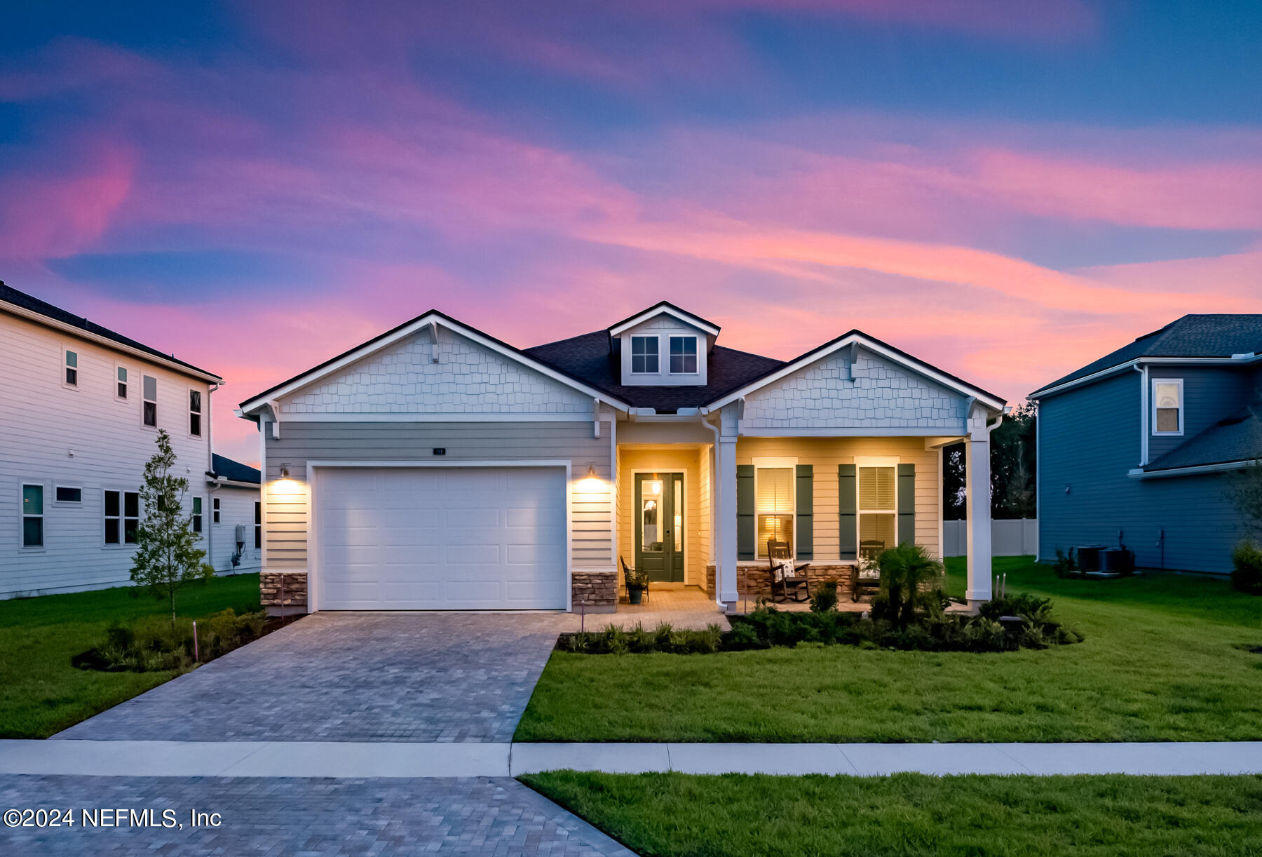 194 HILLENDALE Circle