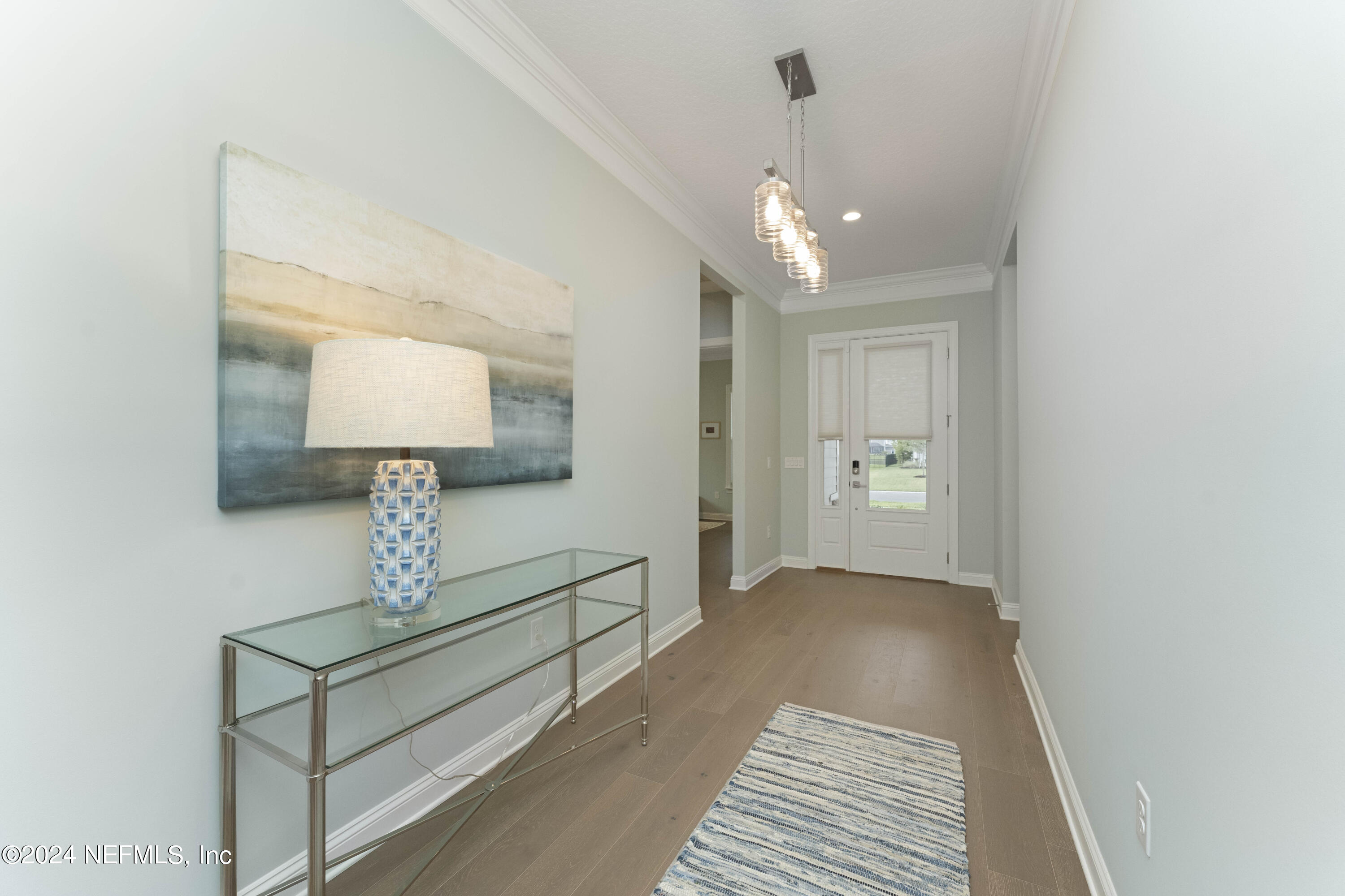 194 HILLENDALE Circle