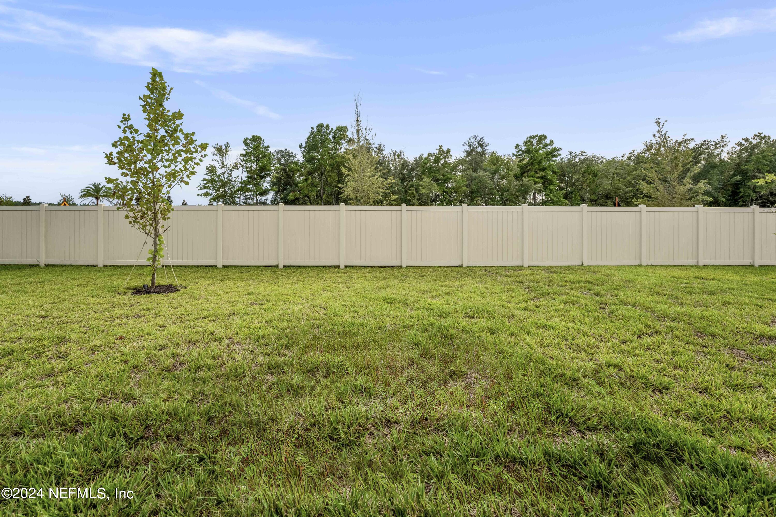 194 HILLENDALE Circle