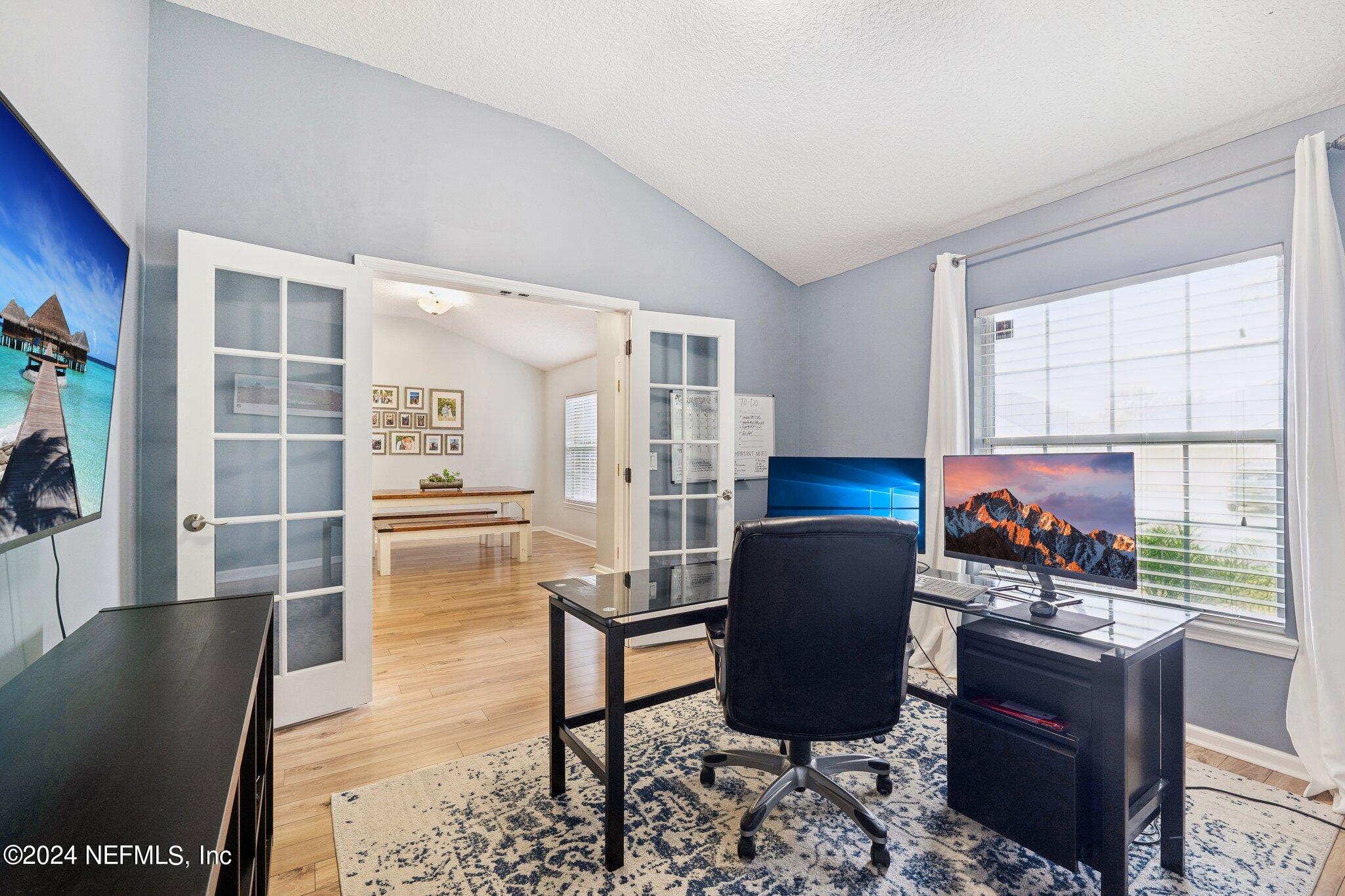 3150 WANDERING OAKS Drive